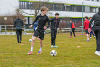 Bad Wörishofen, Deutschland – Vorbereitungstraining für das Schulderby 2026 zwischen der Wirtschaftsschule Bad Wörishofen und dem Josef-Bernhard-Gymnasium Türkheim auf dem Gelände der Wirtschaftsschule in Bad Wörishofen. Das Spiel ist für Mai 2026 geplant.