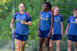 19.08.2026, München, Deutschland. Google Pixel Frauen-Bundesliga: Die FC Bayern Frauen absolvieren auf dem FC Bayern Campus eine Trainingseinheit vor dem Bundesliga-Saisonauftakt gegen den 1. FC Union Berlin. Klara Bühl (FC Bayern Frauen)
