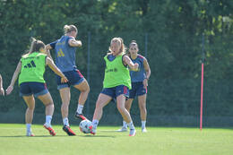 05.08.2026, München, Deutschland. Google Pixel Frauen-Bundesliga: Die FC Bayern Frauen absolvieren auf dem FC Bayern Campus eine Trainingseinheit zur Vorbereitung auf das Testspiel gegen Paris FC. Glodis Perla Viggosdottir (FC Bayern Frauen)