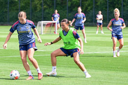 19.08.2026, München, Deutschland. Google Pixel Frauen-Bundesliga: Die FC Bayern Frauen absolvieren auf dem FC Bayern Campus eine Trainingseinheit vor dem Bundesliga-Saisonauftakt gegen den 1. FC Union Berlin. Arianna Caruso (FC Bayern Frauen)