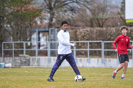 Bad Wörishofen, Deutschland – Vorbereitungstraining für das Schulderby 2026 zwischen der Wirtschaftsschule Bad Wörishofen und dem Josef-Bernhard-Gymnasium Türkheim auf dem Gelände der Wirtschaftsschule in Bad Wörishofen. Das Spiel ist für Mai 2026 geplant.