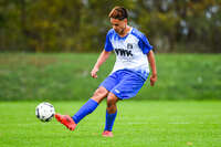11.10.2026, Bad Wörishofen, Bayern, Deutschland. U19 (A-Jun.) Kreisklasse Allgäu – Nord: FC Bad Wörishofen U19 gegen JFG Wertachtal U19. Spielort: Stadion Unteres Hart. Saison 2026/2027. Julian Bleyer (FC Bad Wörishofen) beim Pass, beim Zuspiel, bei der Ballabgabe