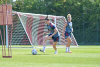 05.08.2026, München, Deutschland. Google Pixel Frauen-Bundesliga: Die FC Bayern Frauen absolvieren auf dem FC Bayern Campus eine Trainingseinheit zur Vorbereitung auf das Testspiel gegen Paris FC. Sarah Zadrazil (FC Bayern Frauen)