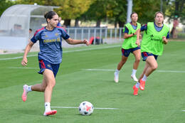 19.08.2026, München, Deutschland. Google Pixel Frauen-Bundesliga: Die FC Bayern Frauen absolvieren auf dem FC Bayern Campus eine Trainingseinheit vor dem Bundesliga-Saisonauftakt gegen den 1. FC Union Berlin. Kassandra Potsi (FC Bayern Frauen)