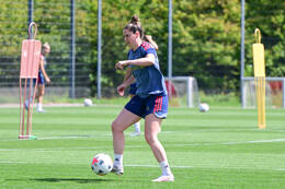 19.08.2026, München, Deutschland. Google Pixel Frauen-Bundesliga: Die FC Bayern Frauen absolvieren auf dem FC Bayern Campus eine Trainingseinheit vor dem Bundesliga-Saisonauftakt gegen den 1. FC Union Berlin. Sarah Zadrazil (FC Bayern Frauen)