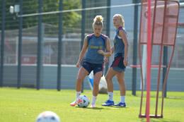 05.08.2026, München, Deutschland. Google Pixel Frauen-Bundesliga: Die FC Bayern Frauen absolvieren auf dem FC Bayern Campus eine Trainingseinheit zur Vorbereitung auf das Testspiel gegen Paris FC. Linda Dallmann (FC Bayern Frauen)