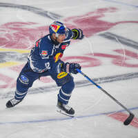 09.10.2026, München, Deutschland. PENNY DEL, Deutsche Eishockey Liga, Saison 2026/27, 7. Spieltag: EHC Red Bull München gegen ERC Ingolstadt im SAP Garden in München. Yasin Ehliz (EHC Red Bull München) beim Schlittschuhlaufen, in Bewegung auf dem Eis