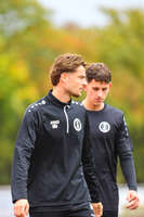 17.10.2026, Mindelheim, Bayern, Deutschland. Kreisliga Allgäu Nord: TSV Mindelheim gegen SV Oberegg. Spielort: Julius-Strohmayer-Stadion. Niko Hefele (TSV Mindelheim) nachdenklich, ernst, fokussiert