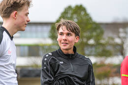Bad Wörishofen, Deutschland – Vorbereitungstraining für das Schulderby 2026 zwischen der Wirtschaftsschule Bad Wörishofen und dem Josef-Bernhard-Gymnasium Türkheim auf dem Gelände der Wirtschaftsschule in Bad Wörishofen. Das Spiel ist für Mai 2026 geplant.