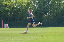 05.08.2026, München, Deutschland. Google Pixel Frauen-Bundesliga: Die FC Bayern Frauen absolvieren auf dem FC Bayern Campus eine Trainingseinheit zur Vorbereitung auf das Testspiel gegen Paris FC. Sophie Proost (FC Bayern Frauen)