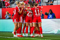 19.09.2026, München, Deutschland. Google Pixel Frauen-Bundesliga: FC Bayern München Frauen gegen 1. FC Köln Frauen am FC Bayern Campus. Bayern jubelt.