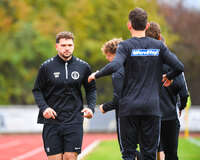 17.10.2026, Mindelheim, Bayern, Deutschland. Kreisliga Allgäu Nord: TSV Mindelheim gegen SV Oberegg. Spielort: Julius-Strohmayer-Stadion. Quirin Mack (TSV Mindelheim) beim Aufwärmen, beim Warmmachen, während des Aufwärmens