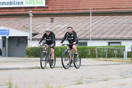 15.07.2026, Bad Wörishofen, Deutschland, 2. Bundesliga, Saison 2026/2027, Der SpVgg Greuther Fürth startet mit der ersten Trainingseinheit in sein Sommertrainingslager in Bad Wörishofen (Unterallgäu). Der Verein bereitet sich dort auf die Saison 2026/2027 vor. Danny Schwarz (SpVgg Greuther Fürth), Cheftrainer Heiko Vogel (SpVgg Greuther Fürth)