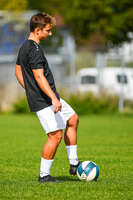 03.10.2026, Mindelheim, Deutschland. Kreisliga Allgäu Nord: TSV Mindelheim gegen (SG) Sontheim/Westerheim. Spielort: Julius-Strohmayer Stadion. Sebastian Müller (TSV Mindelheim) am Ball, mit dem Ball, in einer Spielszene