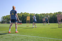 05.08.2026, München, Deutschland. Google Pixel Frauen-Bundesliga: Die FC Bayern Frauen absolvieren auf dem FC Bayern Campus eine Trainingseinheit zur Vorbereitung auf das Testspiel gegen Paris FC. Übersicht des Training