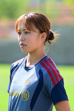 19.08.2026, München, Deutschland. Google Pixel Frauen-Bundesliga: Die FC Bayern Frauen absolvieren auf dem FC Bayern Campus eine Trainingseinheit vor dem Bundesliga-Saisonauftakt gegen den 1. FC Union Berlin. Momoko Tanikawa (FC Bayern Frauen)