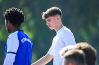 04.10.2026, Bad Wörishofen, Deutschland. U19 (A-Jun.) Kreisklasse Allgäu - Nord: FC Bad Wörishofen U19 gegen SG Unterrieden U19. Spielort: Stadion Am Unteren Hart. Moritz Schlegel (FC Bad Wörishofen) nachdenklich, ernst, fokussiert
