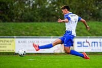 11.10.2026, Bad Wörishofen, Bayern, Deutschland. U19 (A-Jun.) Kreisklasse Allgäu – Nord: FC Bad Wörishofen U19 gegen JFG Wertachtal U19. Spielort: Stadion Unteres Hart. Saison 2026/2027. Julian Bleyer (FC Bad Wörishofen) beim Schuss, beim Abschluss, bei der Schussabgabe