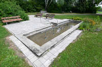 31.07.2026 – Bad Wörishofen, Bayern (Deutschland): Wassertretanlage an der Hartenthaler Straße nahe dem Kurhotel Tanneck.
