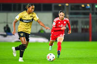 19.10.2026, München, Bayern, Deutschland. Google Pixel Frauen-Bundesliga: FC Bayern Frauen gegen VfB Stuttgart Frauen. Spielort: FC Bayern Campus-Stadion. Kassandra Potsi (FC Bayern Frauen) nachdenklich, ernst, fokussiert