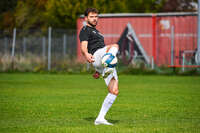 03.10.2026, Mindelheim, Deutschland. Kreisliga Allgäu Nord: TSV Mindelheim gegen (SG) Sontheim/Westerheim. Spielort: Julius-Strohmayer Stadion. Quirin Mack (TSV Mindelheim) am Ball, mit dem Ball, in einer Spielszene