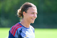 19.08.2026, München, Deutschland. Google Pixel Frauen-Bundesliga: Die FC Bayern Frauen absolvieren auf dem FC Bayern Campus eine Trainingseinheit vor dem Bundesliga-Saisonauftakt gegen den 1. FC Union Berlin. Arianna Caruso (FC Bayern Frauen)