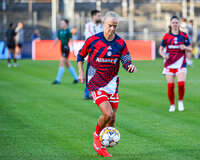 22.09.2026, Unterhaching, Deutschland. UEFA Women's Champions League, 1. Spieltag der Ligaphase: FC Bayern München Frauen gegen Manchester City. UWCL-Auftakt der FC Bayern Frauen und erstes UWCL-Pflichtspiel im neuen Zuhause Sportpark Unterhaching. Pernille Harder (FC Bayern Frauen)