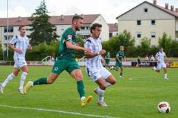 18.07.2026, Mindelheim, Deutschland. Testspiel zwischen dem FC Zürich und der SpVgg Greuther Fürth im Rahmen der Saisonvorbereitung 2026/2027. Dennis Srbeny (SpVgg Greuther Fürth), Lindrit Kamberi (FC Zürich)