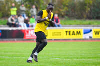 17.10.2026, Mindelheim, Bayern, Deutschland. Kreisliga Allgäu Nord: TSV Mindelheim gegen SV Oberegg. Spielort: Julius-Strohmayer-Stadion. Sulayman Drammeh (TSV Mindelheim) traurig, bedrückt, niedergeschlagen