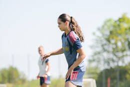 05.08.2026, München, Deutschland. Google Pixel Frauen-Bundesliga: Die FC Bayern Frauen absolvieren auf dem FC Bayern Campus eine Trainingseinheit zur Vorbereitung auf das Testspiel gegen Paris FC. Kassandra Potsi (FC Bayern Frauen)
