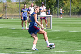 19.08.2026, München, Deutschland. Google Pixel Frauen-Bundesliga: Die FC Bayern Frauen absolvieren auf dem FC Bayern Campus eine Trainingseinheit vor dem Bundesliga-Saisonauftakt gegen den 1. FC Union Berlin. Giulia Gwinn (FC Bayern Frauen)