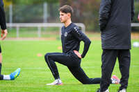 17.10.2026, Mindelheim, Bayern, Deutschland. Kreisliga Allgäu Nord: TSV Mindelheim gegen SV Oberegg. Spielort: Julius-Strohmayer-Stadion. Darius Argintaru (TSV Mindelheim) beim Aufwärmen, beim Warmmachen, während des Aufwärmens