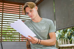 02.07.2026, Bad Wörishofen, Deutschland. Der FC Vaduz absolviert am vierten und vorletzten Tag seines Sommertrainingslagers Medientermine im Parkhotel Bad Wörishofen. Spieler, Trainer und insbesondere die Neuzugänge stehen für Interviews und Gespräche im Rahmen der Vorbereitung auf die Saison 2026/2027 der Swiss Football League (SFL) zur Verfügung. Lado Akhalaia (FC Vaduz)