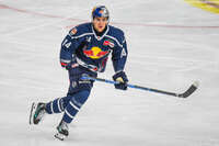 09.10.2026, München, Deutschland. PENNY DEL, Deutsche Eishockey Liga, Saison 2026/27, 7. Spieltag: EHC Red Bull München gegen ERC Ingolstadt im SAP Garden in München. Luis Becker (EHC Red Bull München) beim Schlittschuhlaufen, in Bewegung auf dem Eis