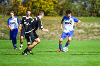 04.10.2026, Bad Wörishofen, Deutschland. U19 (A-Jun.) Kreisklasse Allgäu - Nord: FC Bad Wörishofen U19 gegen SG Unterrieden U19. Spielort: Stadion Am Unteren Hart. Florim Veselaj (FC Bad Wörishofen) am Ball, mit dem Ball, in einer Spielszene
