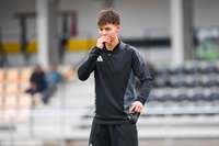 17.10.2026, Mindelheim, Bayern, Deutschland. Kreisliga Allgäu Nord: TSV Mindelheim gegen SV Oberegg. Spielort: Julius-Strohmayer-Stadion. Moritz Radewaldt (TSV Mindelheim) nachdenklich, ernst, fokussiert