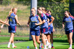 19.08.2026, München, Deutschland. Google Pixel Frauen-Bundesliga: Die FC Bayern Frauen absolvieren auf dem FC Bayern Campus eine Trainingseinheit vor dem Bundesliga-Saisonauftakt gegen den 1. FC Union Berlin. Giulia Gwinn (FC Bayern Frauen)