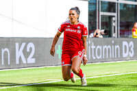 19.09.2026, München, Deutschland. Google Pixel Frauen-Bundesliga: FC Bayern München Frauen gegen 1. FC Köln Frauen am FC Bayern Campus. Jovana Damnjanovic (FC Bayern Frauen) jubelt nach Ihrem Tor.