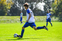 04.10.2026, Bad Wörishofen, Deutschland. U19 (A-Jun.) Kreisklasse Allgäu - Nord: FC Bad Wörishofen U19 gegen SG Unterrieden U19. Spielort: Stadion Am Unteren Hart. Niklas Lichtenberg (FC Bad Wörishofen) beim Schuss, beim Abschluss, bei der Schussabgabe