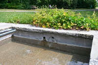 31.07.2026 – Bad Wörishofen, Bayern (Deutschland): Wassertretanlage an der Hartenthaler Straße nahe dem Kurhotel Tanneck.