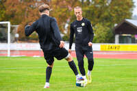 17.10.2026, Mindelheim, Bayern, Deutschland. Kreisliga Allgäu Nord: TSV Mindelheim gegen SV Oberegg. Spielort: Julius-Strohmayer-Stadion. Haris Omerasevic (TSV Mindelheim) am Ball, mit dem Ball, in einer Spielszene