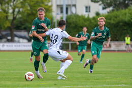 18.07.2026, Mindelheim, Deutschland. Testspiel zwischen dem FC Zürich und der SpVgg Greuther Fürth im Rahmen der Saisonvorbereitung 2026/2027. Felix Klaus (SpVgg Greuther Fürth), Neil Volken (FC Zürich)