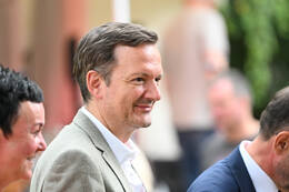 01.08.2026 – Bad Wörishofen, Deutschland: Das Roséweinfest im Hotel Sonnengarten findet zum zweiten Mal statt. Peter Wachler (CSU-Politiker, MdL)