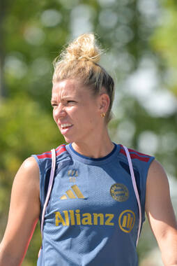 05.08.2026, München, Deutschland. Google Pixel Frauen-Bundesliga: Die FC Bayern Frauen absolvieren auf dem FC Bayern Campus eine Trainingseinheit zur Vorbereitung auf das Testspiel gegen Paris FC. Linda Dallmann (FC Bayern Frauen)