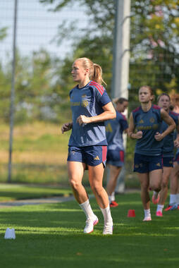 05.08.2026, München, Deutschland. Google Pixel Frauen-Bundesliga: Die FC Bayern Frauen absolvieren auf dem FC Bayern Campus eine Trainingseinheit zur Vorbereitung auf das Testspiel gegen Paris FC. Magdalena Eriksson (FC Bayern Frauen)