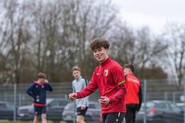 Bad Wörishofen, Deutschland – Vorbereitungstraining für das Schulderby 2026 zwischen der Wirtschaftsschule Bad Wörishofen und dem Josef-Bernhard-Gymnasium Türkheim auf dem Gelände der Wirtschaftsschule in Bad Wörishofen. Das Spiel ist für Mai 2026 geplant.