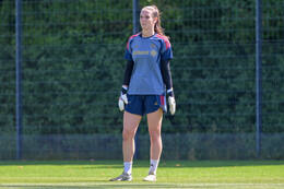 05.08.2026, München, Deutschland. Google Pixel Frauen-Bundesliga: Die FC Bayern Frauen absolvieren auf dem FC Bayern Campus eine Trainingseinheit zur Vorbereitung auf das Testspiel gegen Paris FC. Ena Mahmutovic (FC Bayern Frauen)