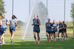 05.08.2026, München, Deutschland. Google Pixel Frauen-Bundesliga: Die FC Bayern Frauen absolvieren auf dem FC Bayern Campus eine Trainingseinheit zur Vorbereitung auf das Testspiel gegen Paris FC. Barbara Dunst (FC Bayern Frauen)