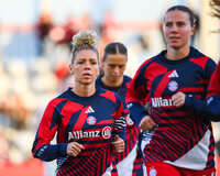 19.10.2026, München, Bayern, Deutschland. Google Pixel Frauen-Bundesliga: FC Bayern Frauen gegen VfB Stuttgart Frauen. Spielort: FC Bayern Campus-Stadion. Linda Dallmann (FC Bayern Frauen) nachdenklich, ernst, fokussiert