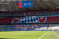 Allianz Arena, München, Deutschland – 25.04.2026: Fußball, UEFA Women’s Champions League 2025/2026, Halbfinale Hinspiel, FC Bayern München Frauen vs. FC Barcelona Frauen: Stadion vor Spielbeginn.